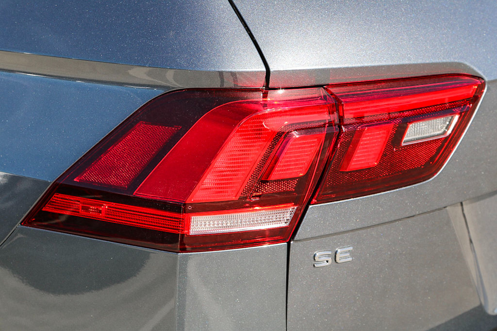 2024 Volkswagen Tiguan SE R-Line Black 18