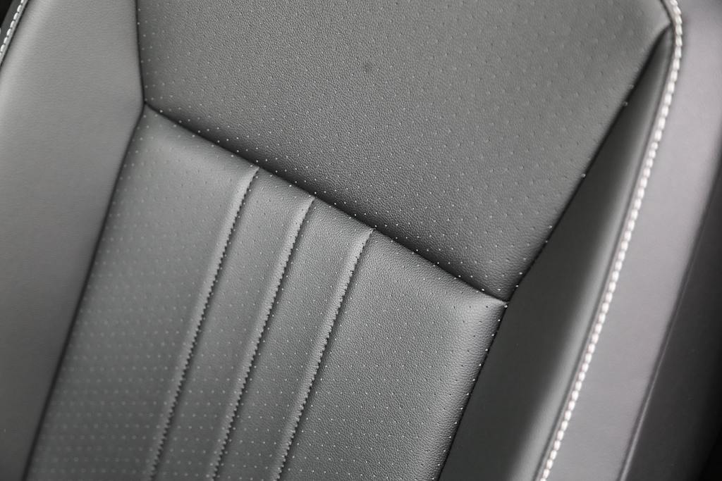 2024 Volkswagen Tiguan SE R-Line Black 28