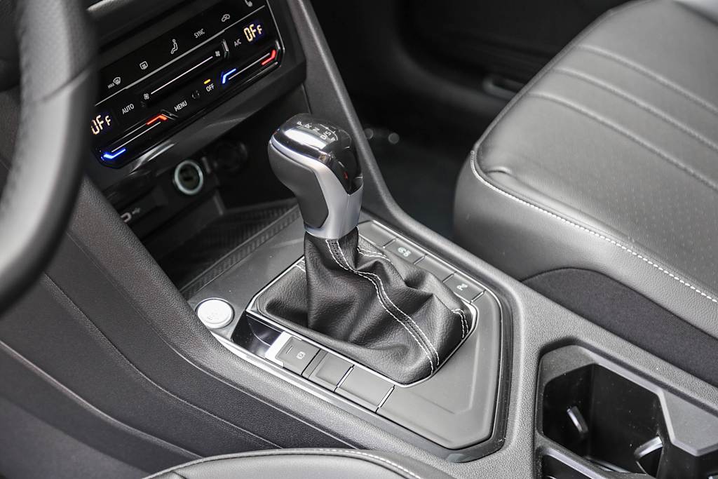 2024 Volkswagen Tiguan SE R-Line Black 23