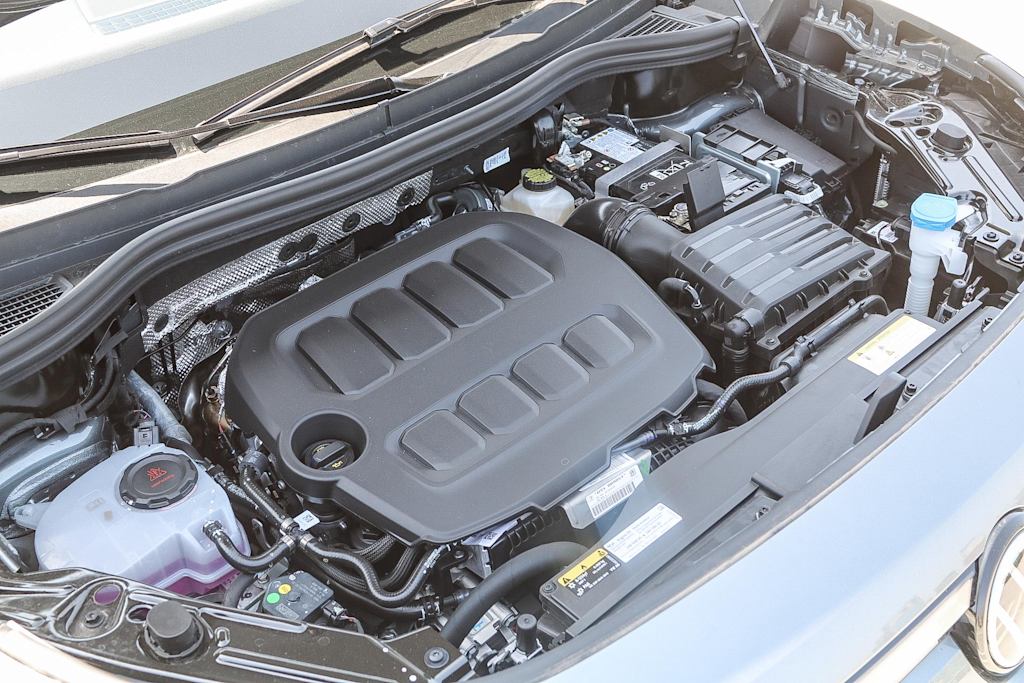 Thumbnail: 2025 Volkswagen Tiguan - 8