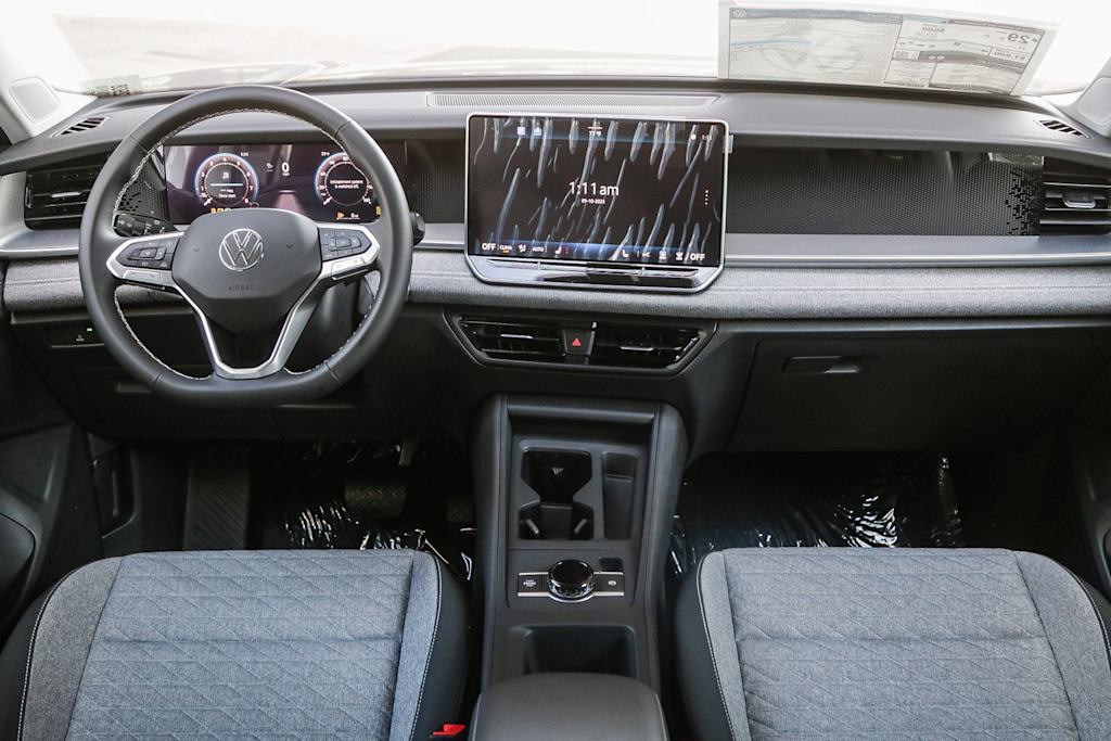 Thumbnail: 2025 Volkswagen Tiguan - 2