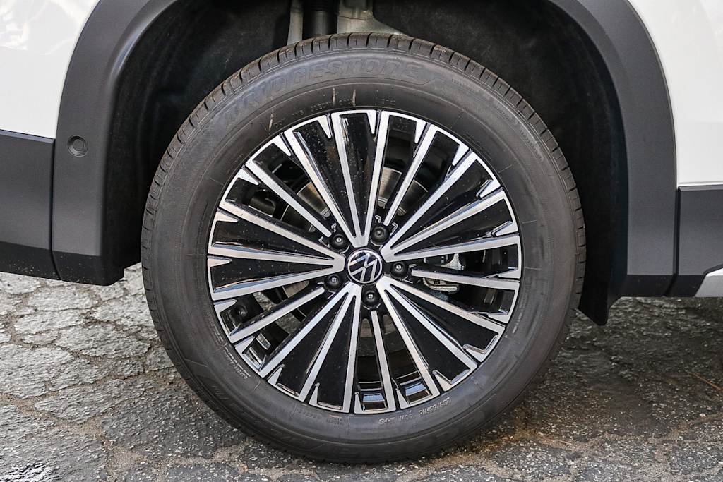 Thumbnail: 2025 Volkswagen Tiguan - 7