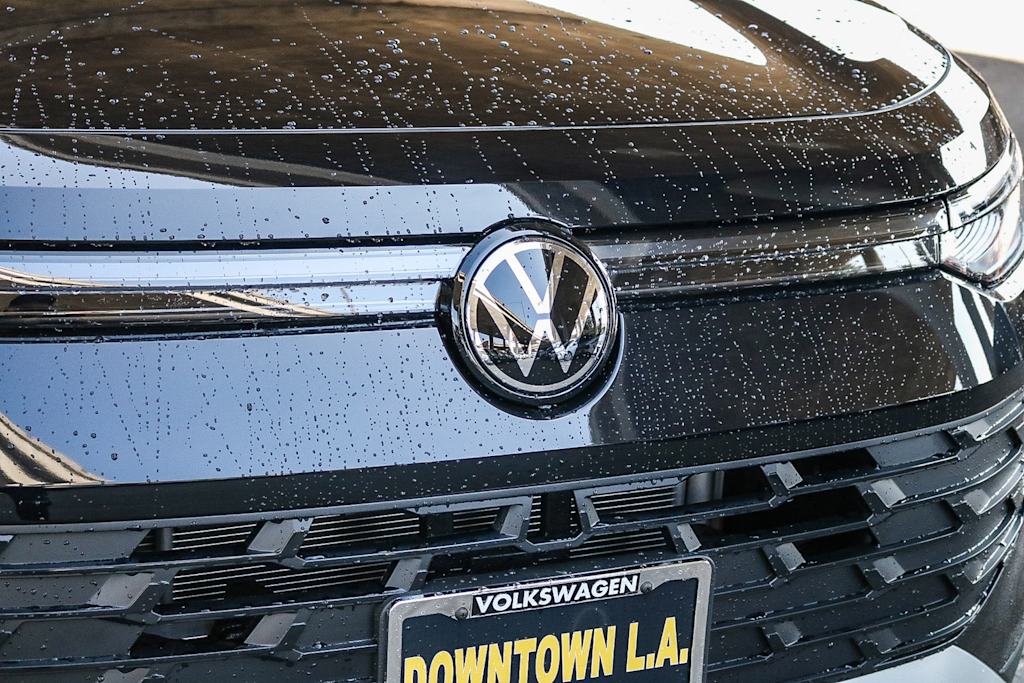 Thumbnail: 2025 Volkswagen Tiguan - 6