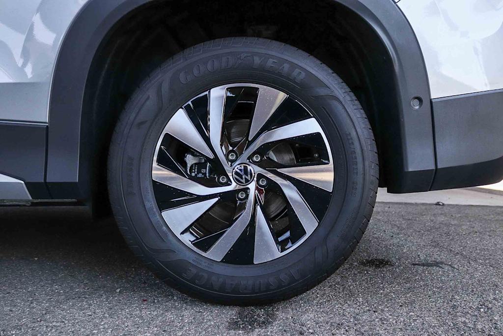 Thumbnail: 2026 Volkswagen Tiguan - 7