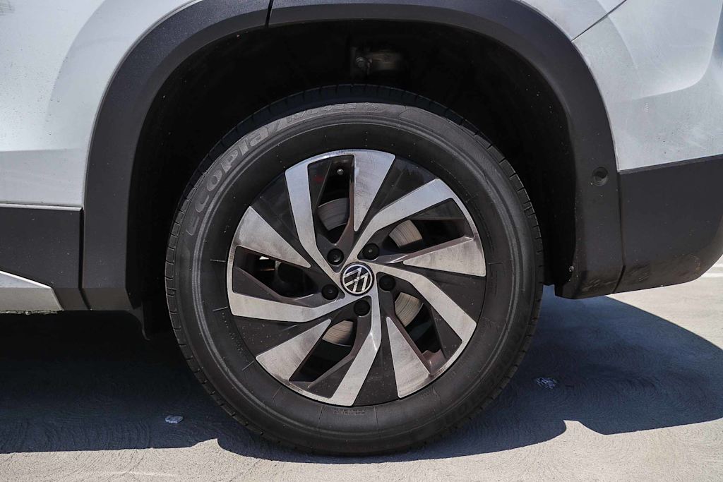 Thumbnail: 2025 Volkswagen Tiguan - 7
