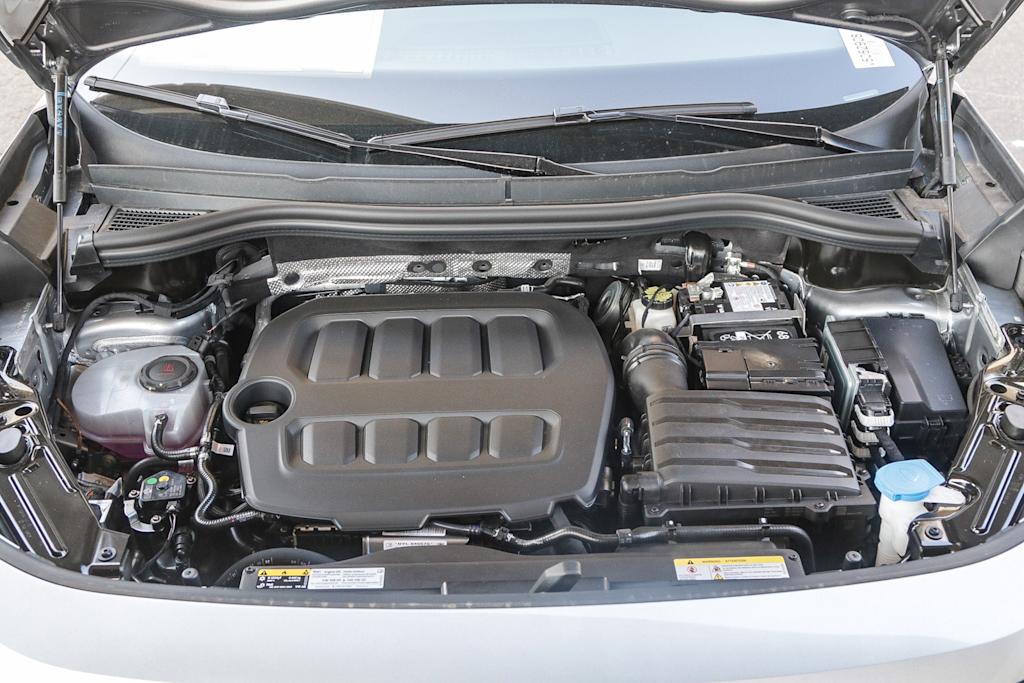 Thumbnail: 2025 Volkswagen Tiguan - 8