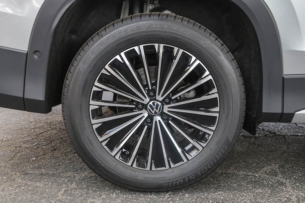 Thumbnail: 2025 Volkswagen Tiguan - 7