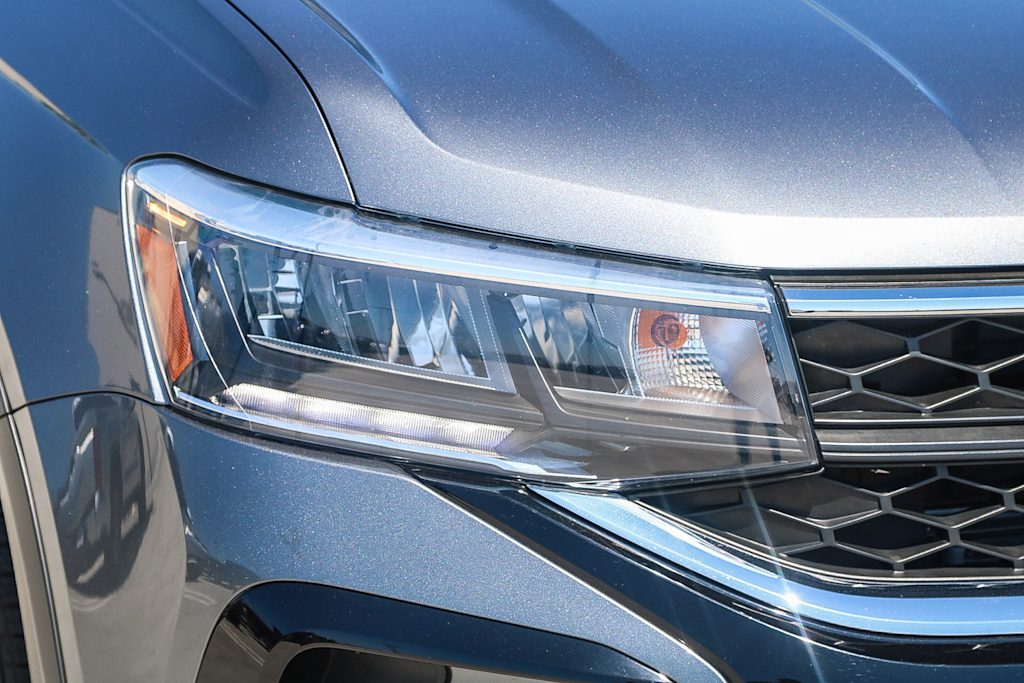 Thumbnail: 2022 Volkswagen Taos - 18