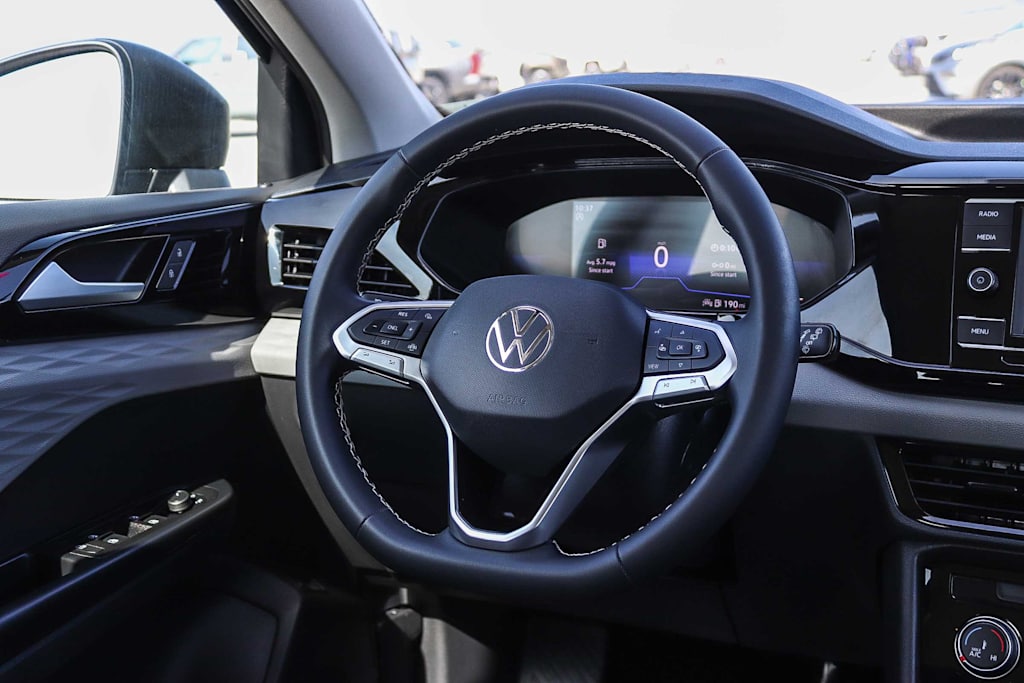 Thumbnail: 2023 Volkswagen Taos - 8