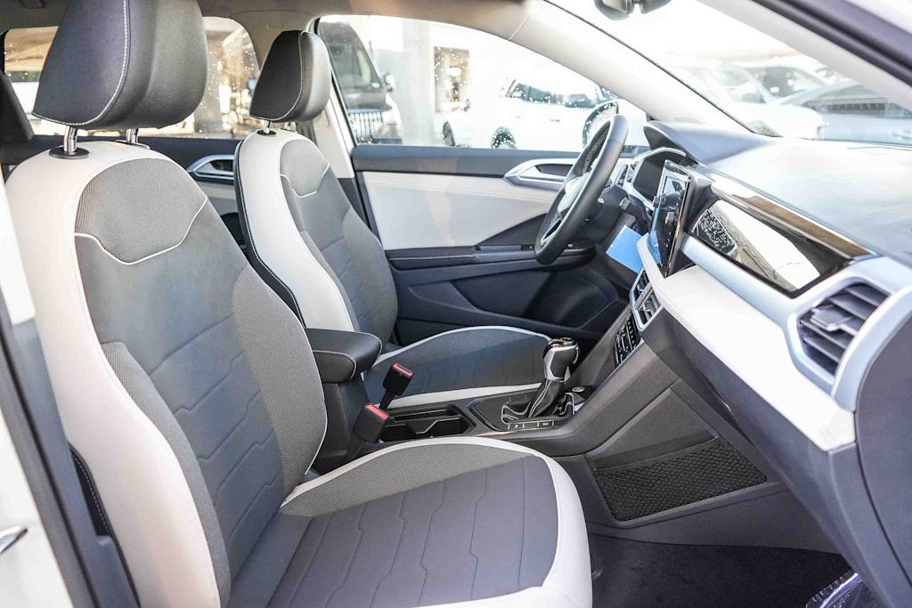 Thumbnail: 2026 Volkswagen Taos - 10