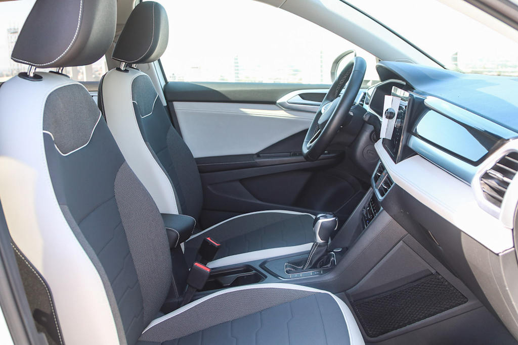 Thumbnail: 2025 Volkswagen Taos - 10