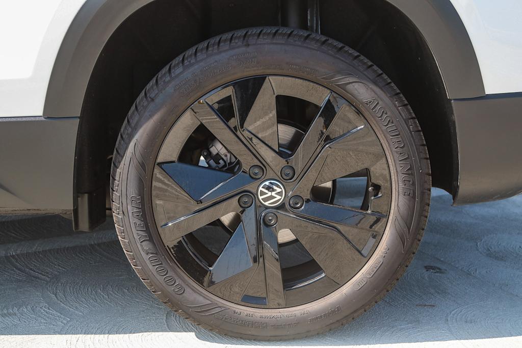 Thumbnail: 2025 Volkswagen Taos - 7