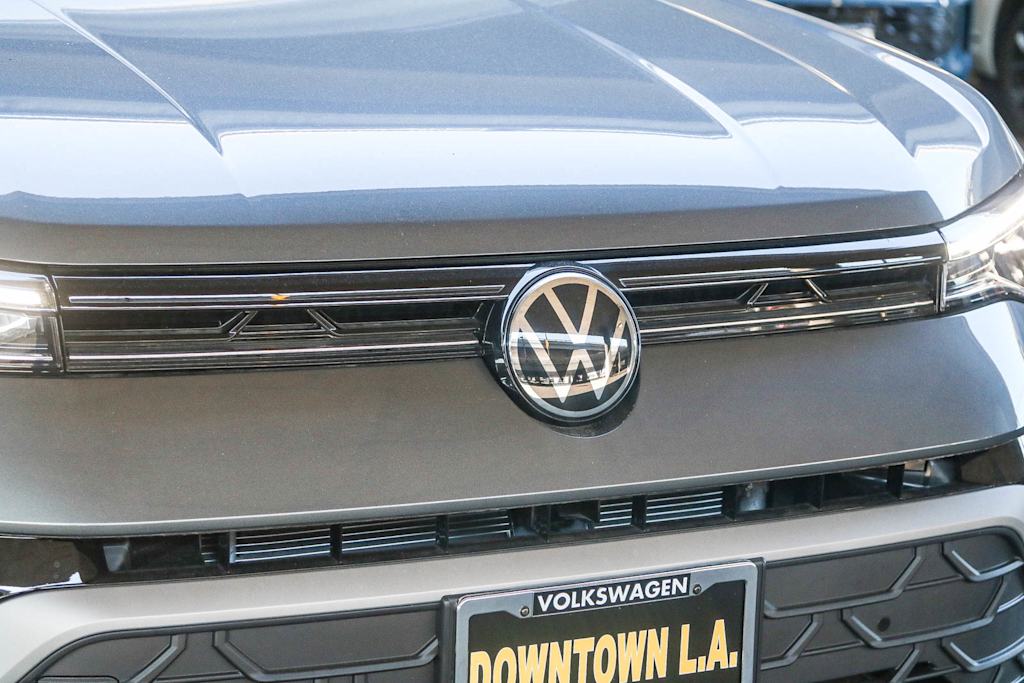 Thumbnail: 2025 Volkswagen Taos - 6