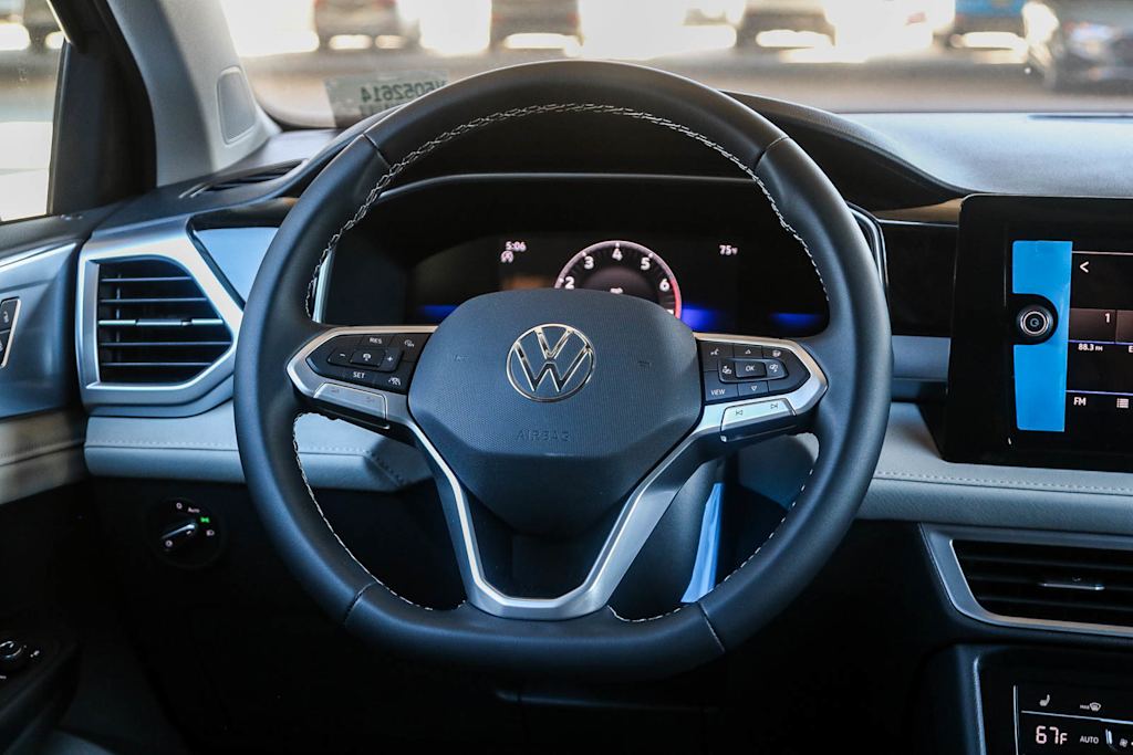 Thumbnail: 2025 Volkswagen Taos - 13