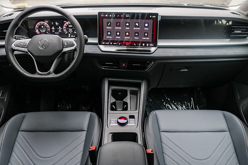 Thumbnail: 2026 Volkswagen Tiguan - 2