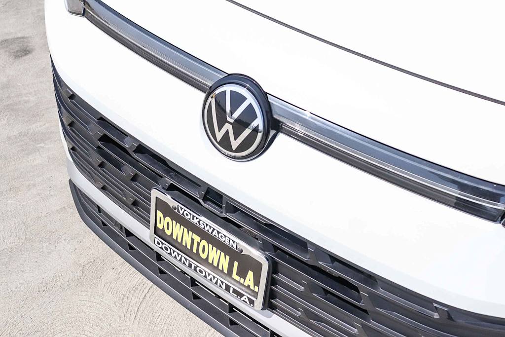 Thumbnail: 2025 Volkswagen Tiguan - 6