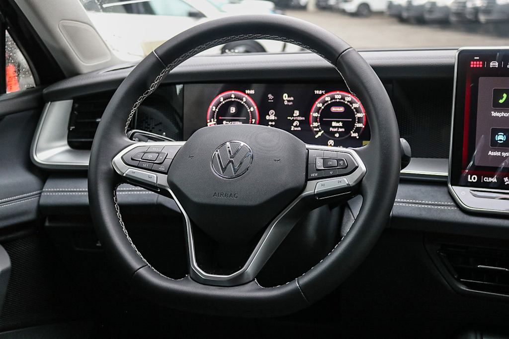 Thumbnail: 2026 Volkswagen Tiguan - 13