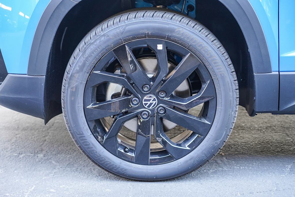 2024 Volkswagen Taos SE 6