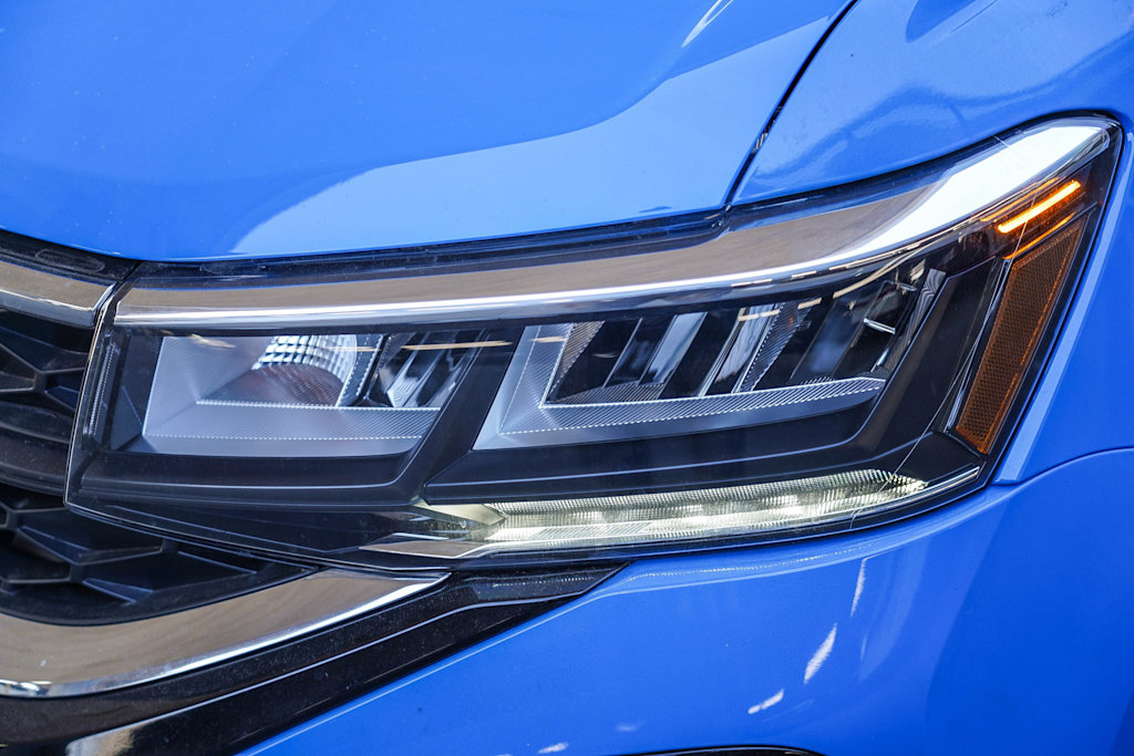 2024 Volkswagen Taos SE 15