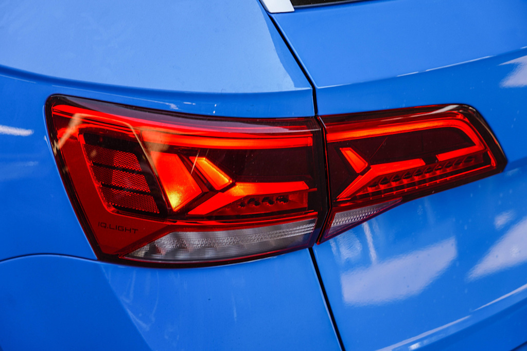 2024 Volkswagen Taos SE 18