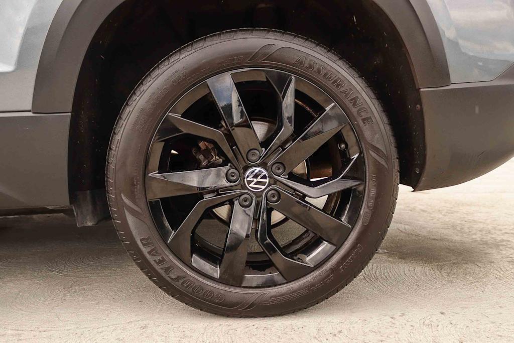 Thumbnail: 2023 Volkswagen Taos - 7