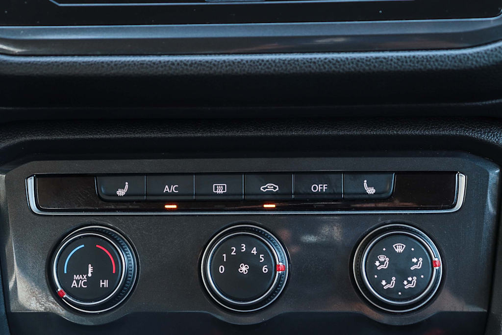 Thumbnail: 2024 Volkswagen Tiguan - 23