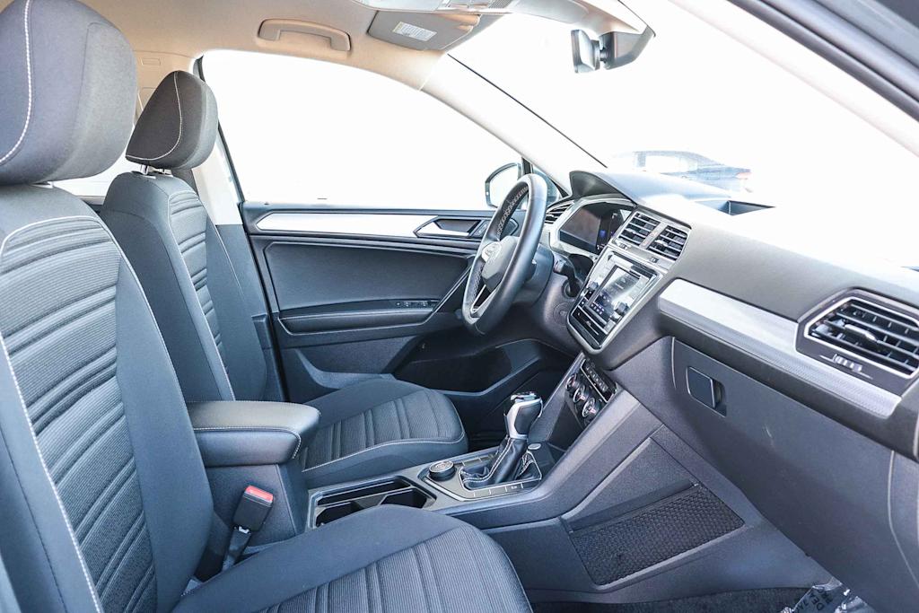 Thumbnail: 2024 Volkswagen Tiguan - 9