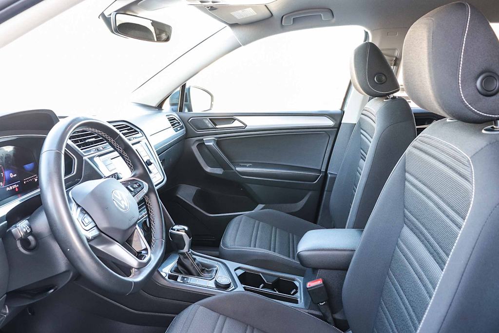 Thumbnail: 2024 Volkswagen Tiguan - 10