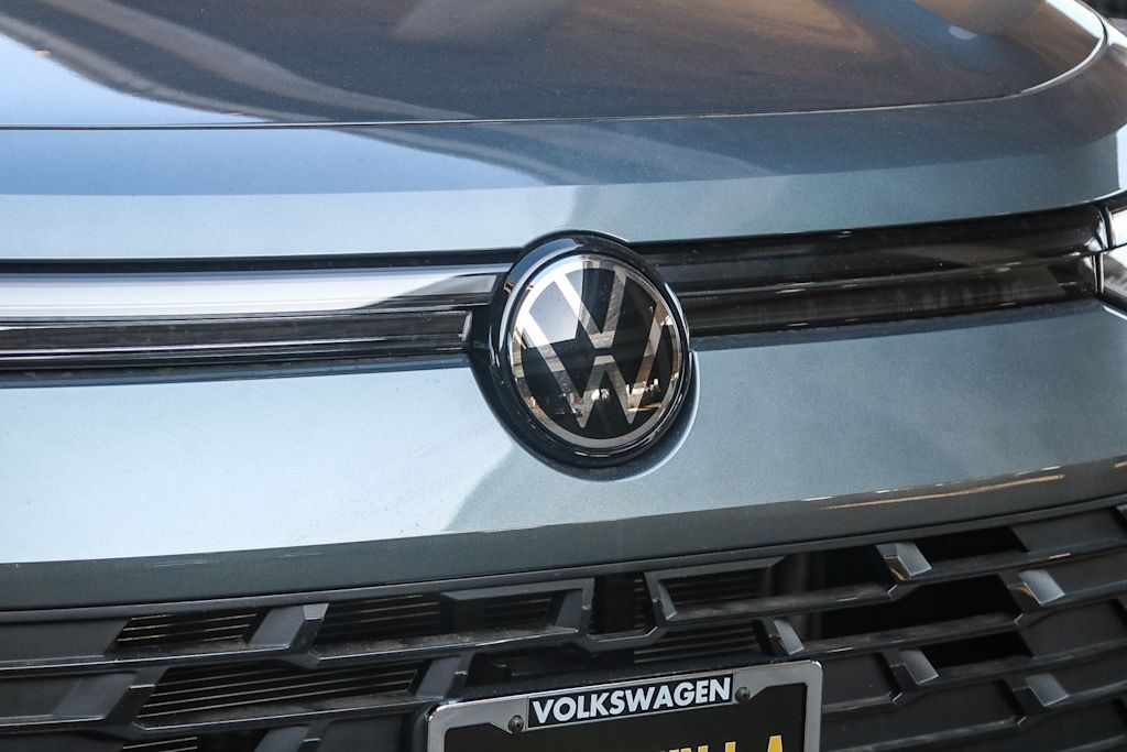 Thumbnail: 2025 Volkswagen Tiguan - 6