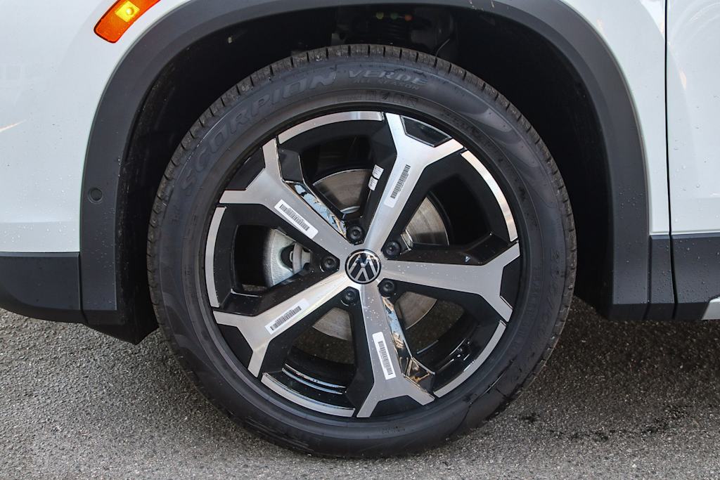 Thumbnail: 2025 Volkswagen Tiguan - 20