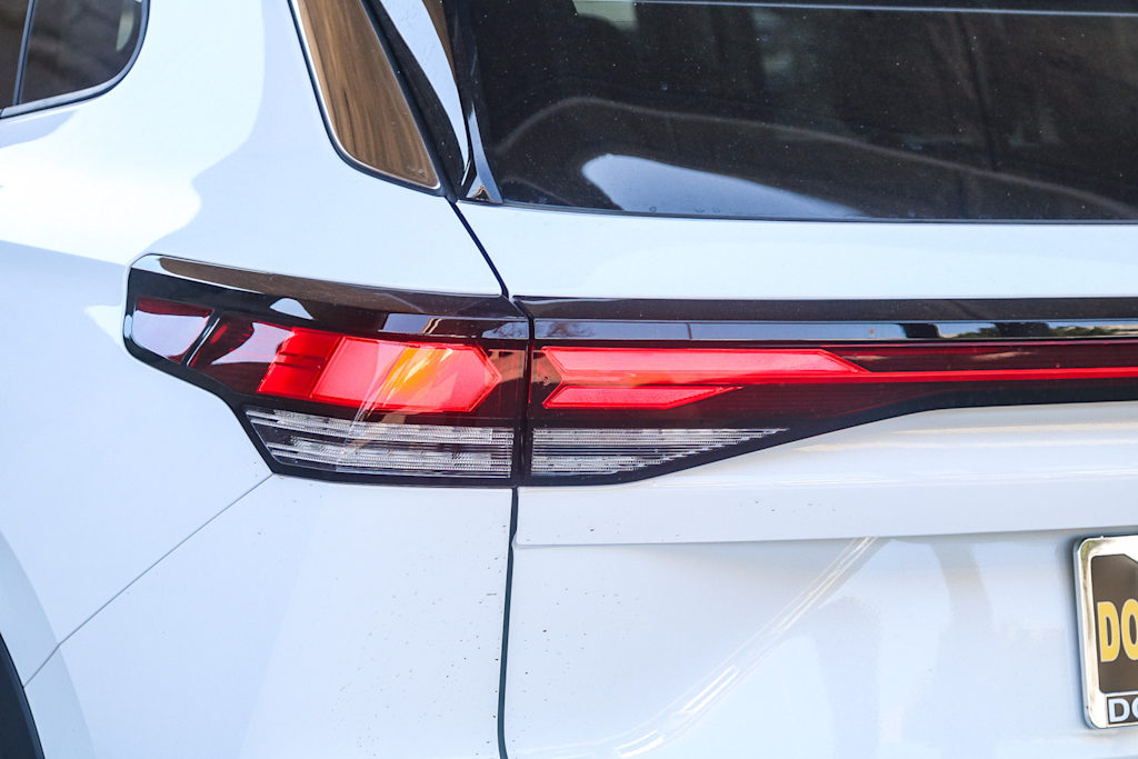 Thumbnail: 2025 Volkswagen Tiguan - 19