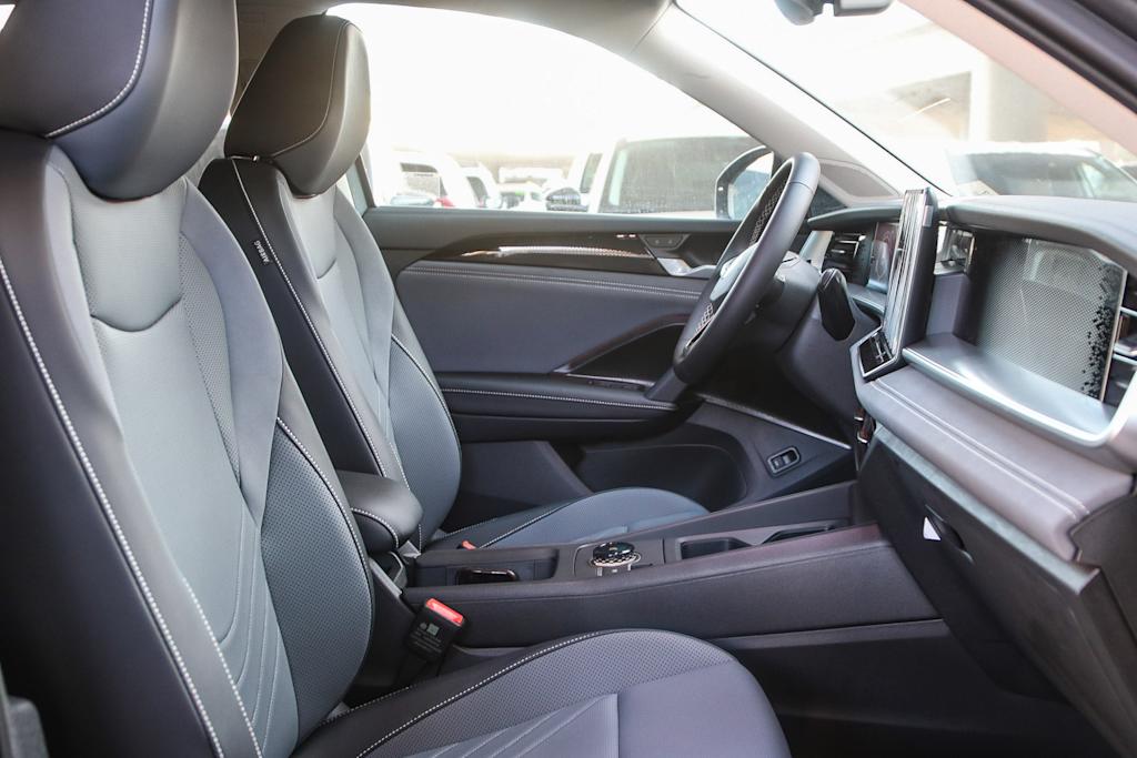 Thumbnail: 2025 Volkswagen Tiguan - 10