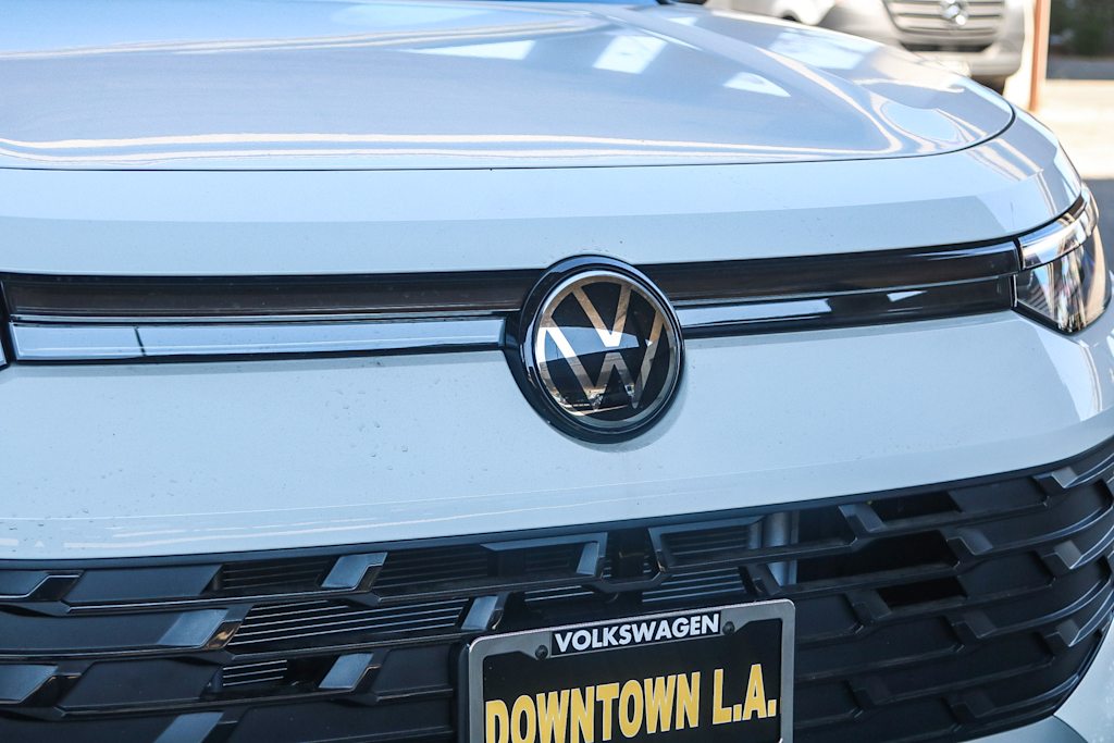 Thumbnail: 2025 Volkswagen Tiguan - 6