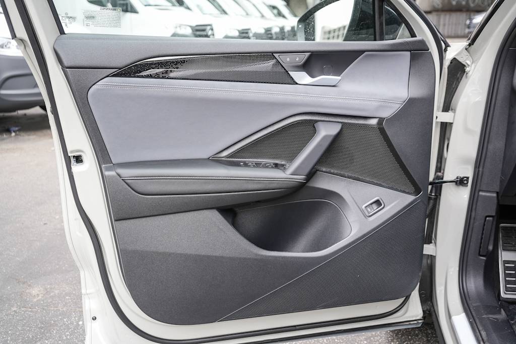 Thumbnail: 2026 Volkswagen Tiguan - 25