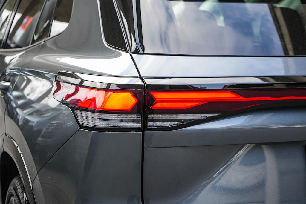 Thumbnail: 2026 Volkswagen Tiguan - 19
