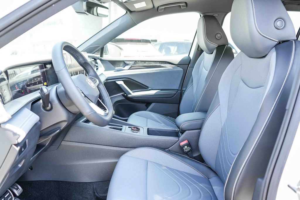 Thumbnail: 2026 Volkswagen Tiguan - 11