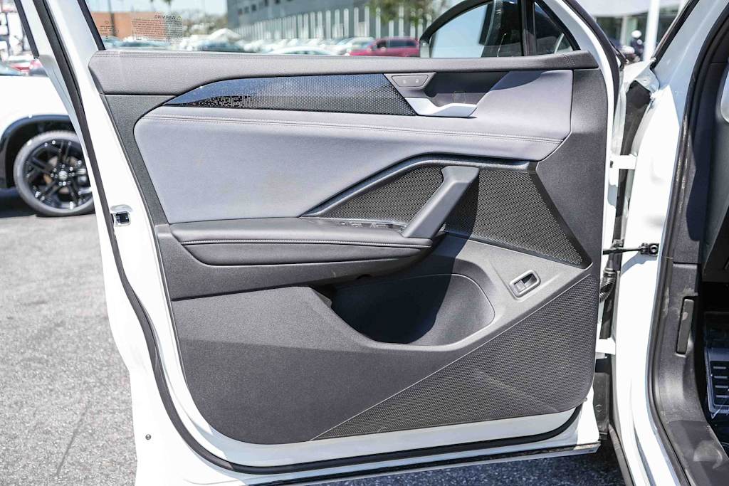 Thumbnail: 2026 Volkswagen Tiguan - 25