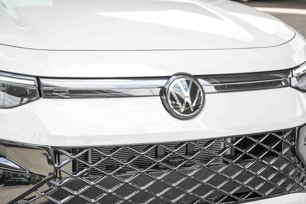 Thumbnail: 2026 Volkswagen Tiguan - 6