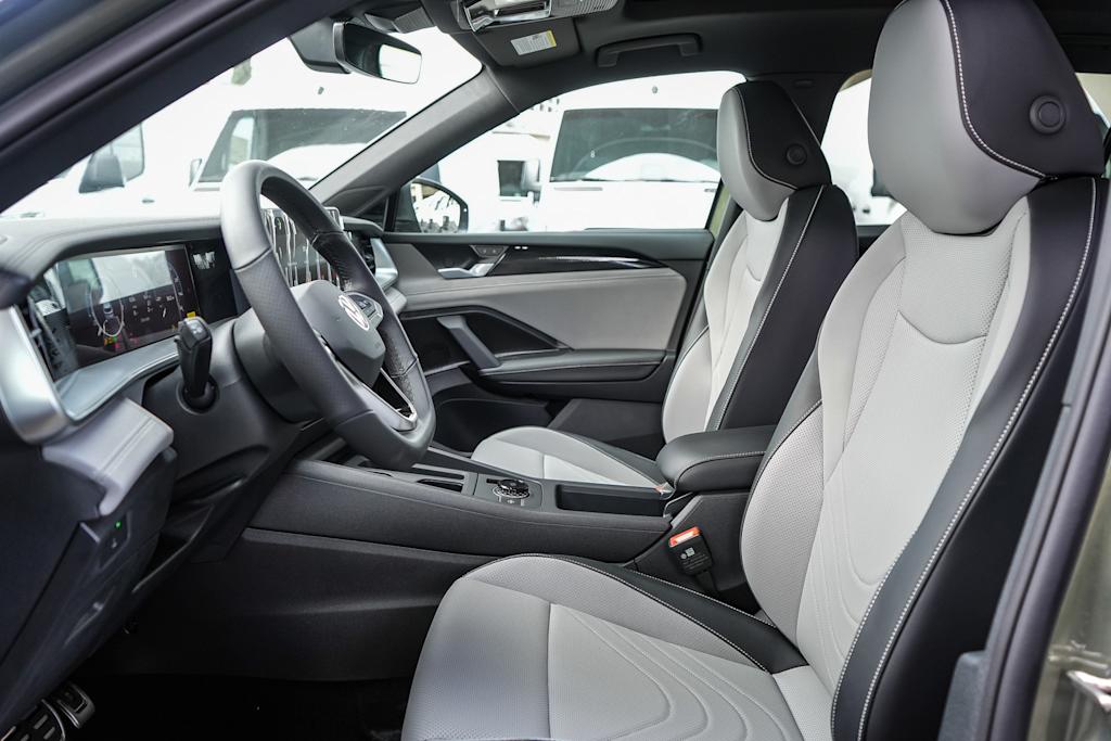 Thumbnail: 2026 Volkswagen Tiguan - 10
