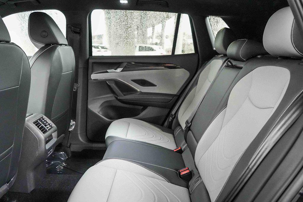 Thumbnail: 2026 Volkswagen Tiguan - 12