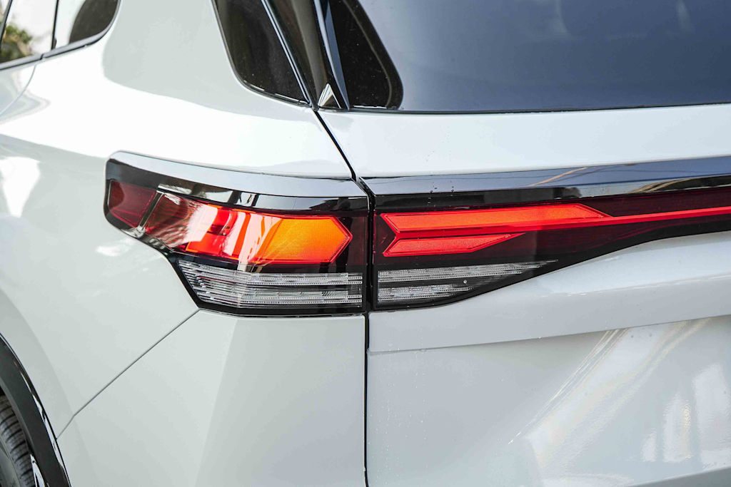Thumbnail: 2026 Volkswagen Tiguan - 18