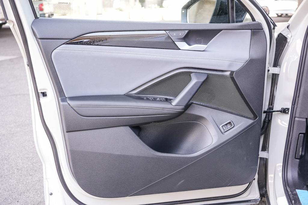 Thumbnail: 2026 Volkswagen Tiguan - 25