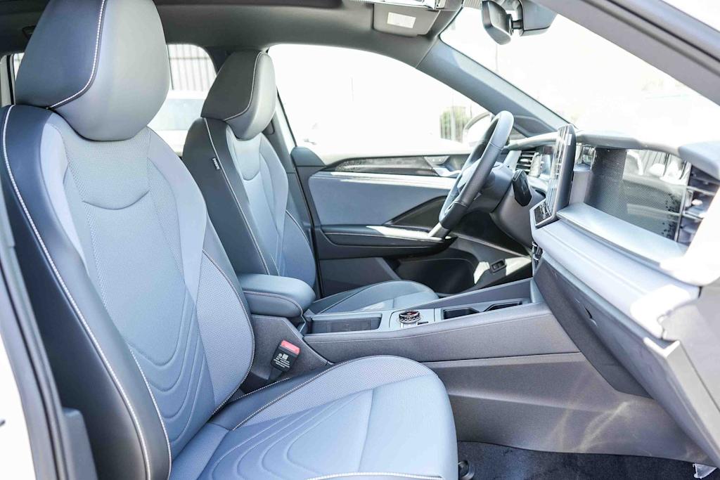 Thumbnail: 2026 Volkswagen Tiguan - 10