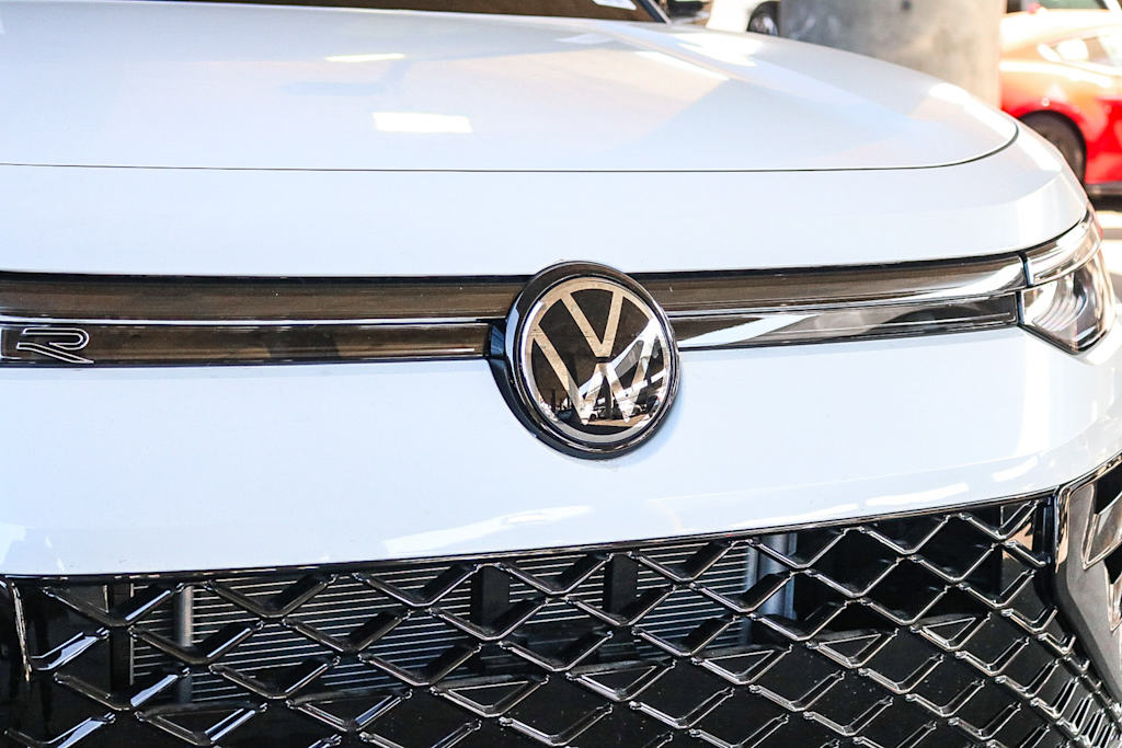 Thumbnail: 2025 Volkswagen Tiguan - 6