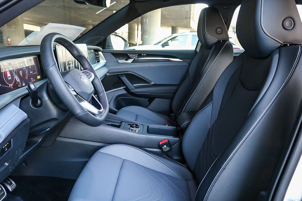 Thumbnail: 2025 Volkswagen Tiguan - 10