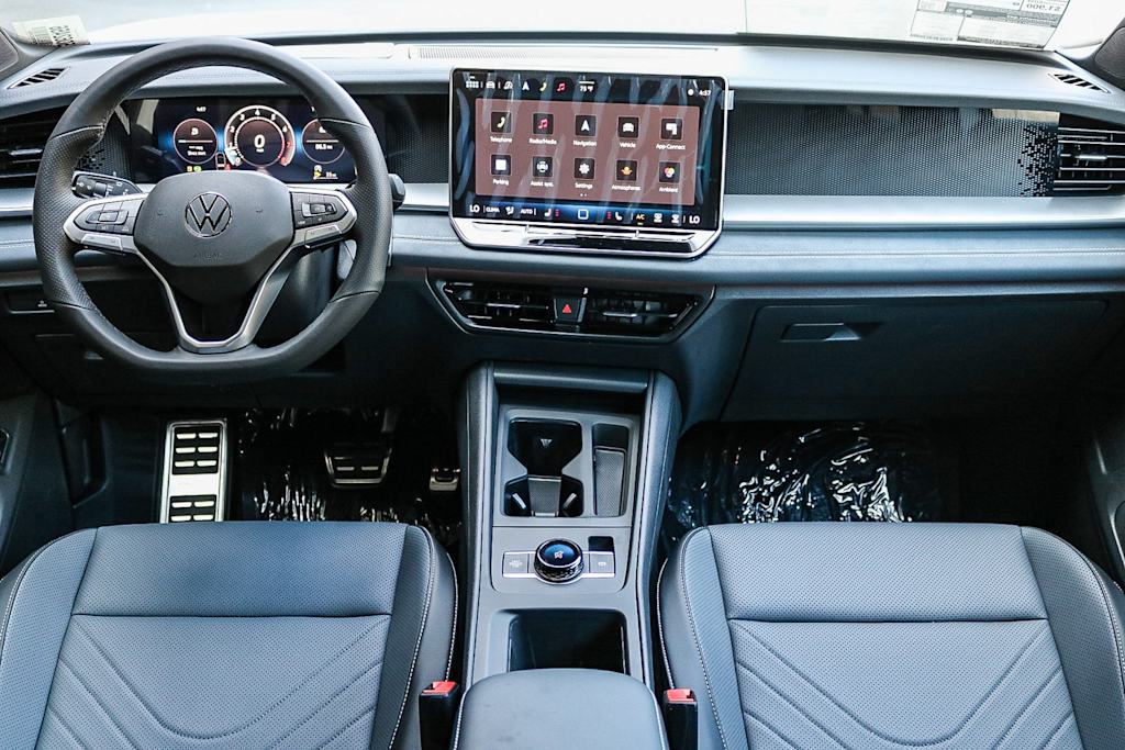 Thumbnail: 2025 Volkswagen Tiguan - 2