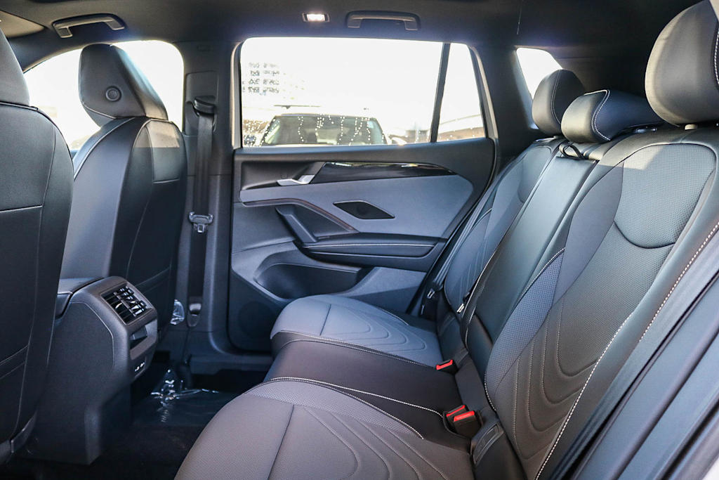 Thumbnail: 2026 Volkswagen Tiguan - 12