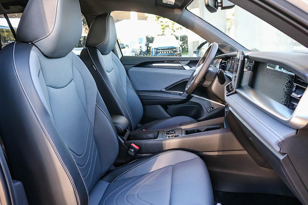 Thumbnail: 2026 Volkswagen Tiguan - 10