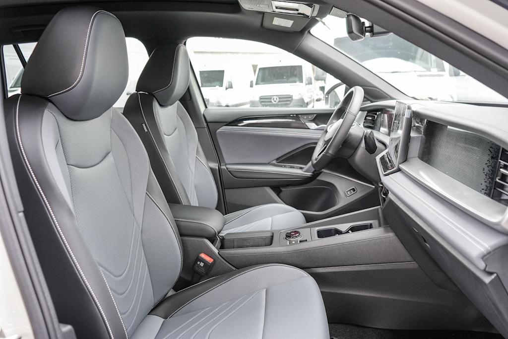 Thumbnail: 2026 Volkswagen Tiguan - 10