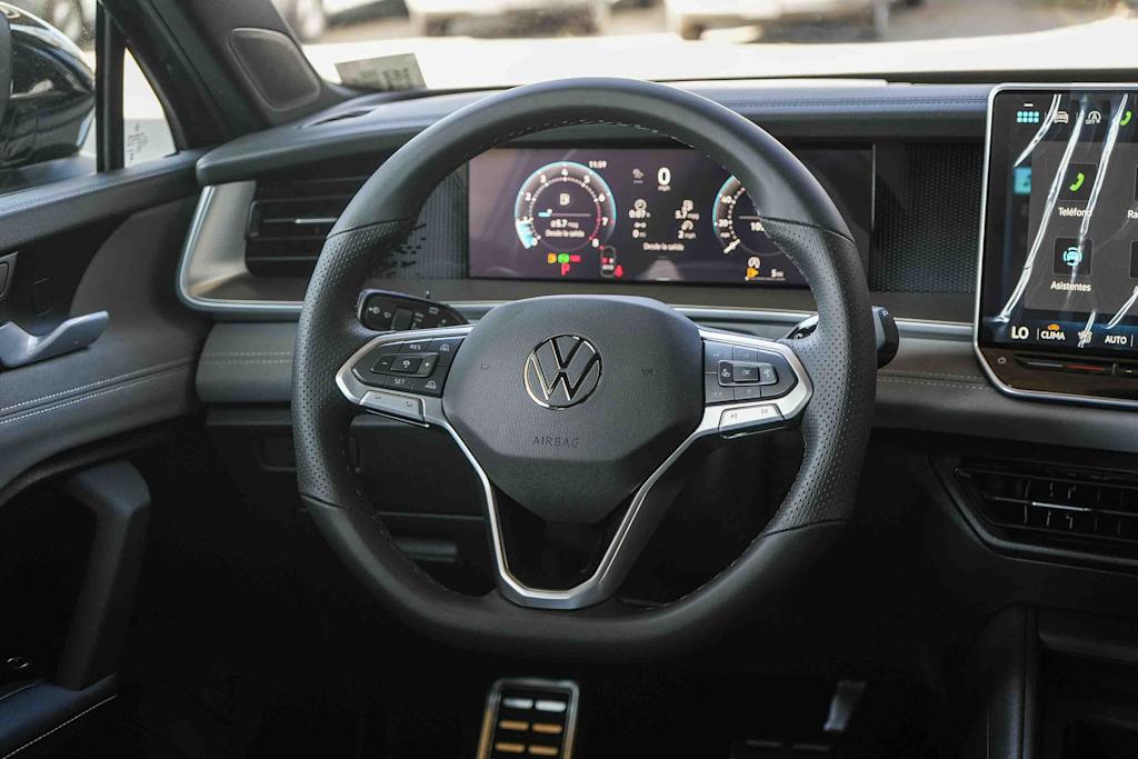Thumbnail: 2026 Volkswagen Tiguan - 12